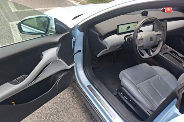 Used Nio ET5T 2023 75 kWh Touring Driver Seat