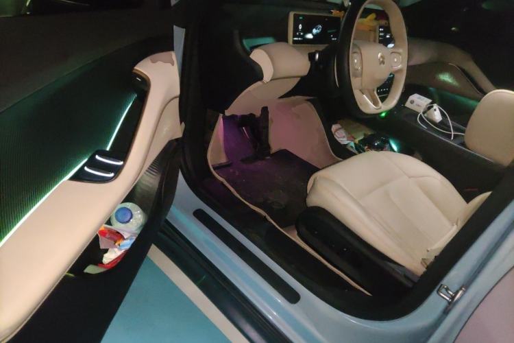 Used Nio ET5T 2023 75 kWh Touring Driver Seat