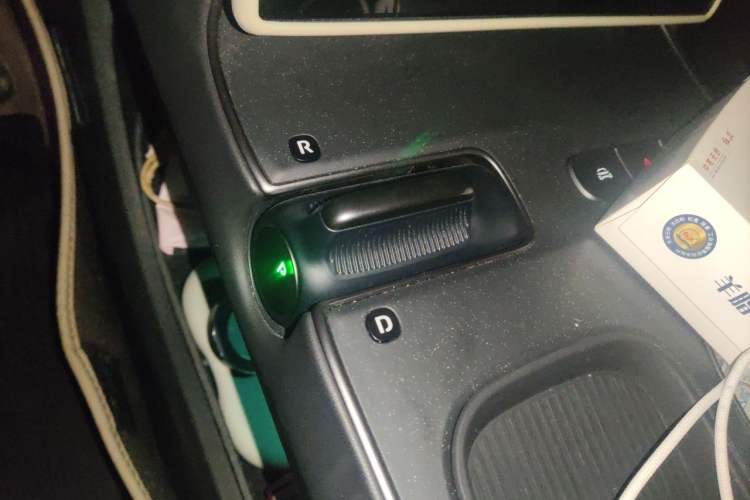 Used Nio ET5T 2023 75 kWh Touring Gear Lever