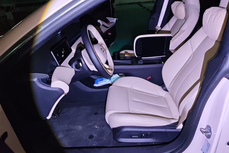 Used Nio ET5T 2023 75 kWh Touring Left Front Seat
