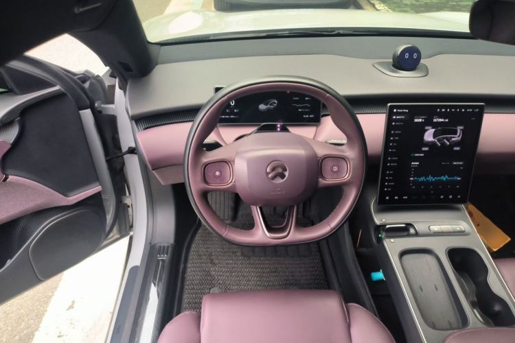 Used Nio ET5T 2023 75 kWh Touring Steering Wheel