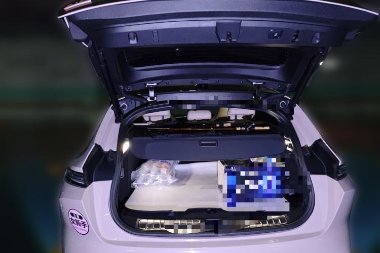 Used Nio ET5T 2023 75 kWh Touring Trunk