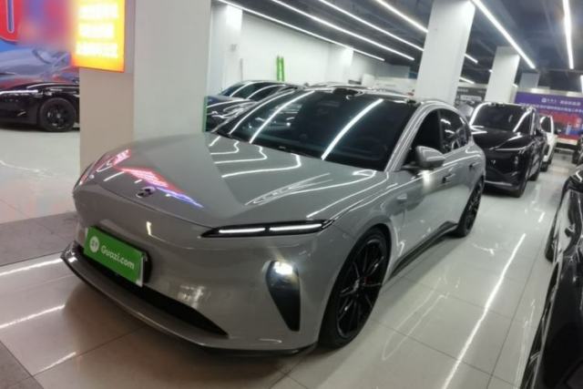 Used Nio ET5T 2023 75 kWh Touring