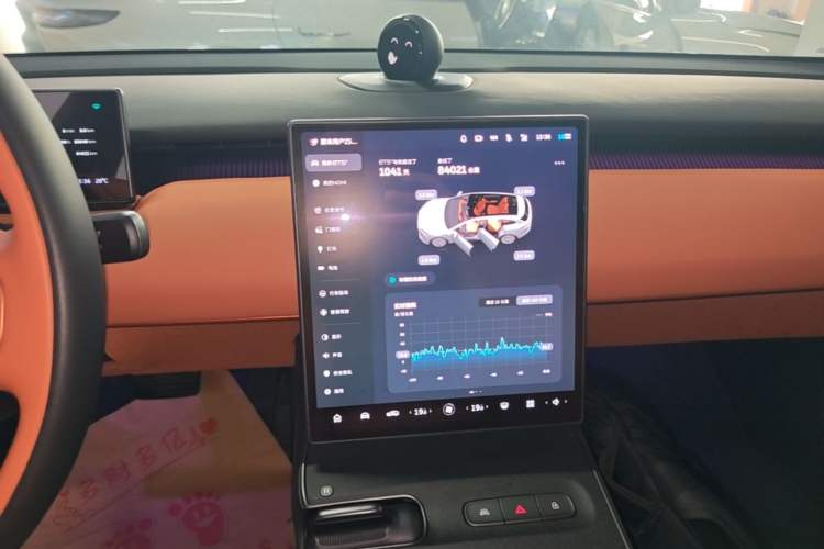 Used Nio ET5T 2023 75 kWh Touring Audio And AC Panel