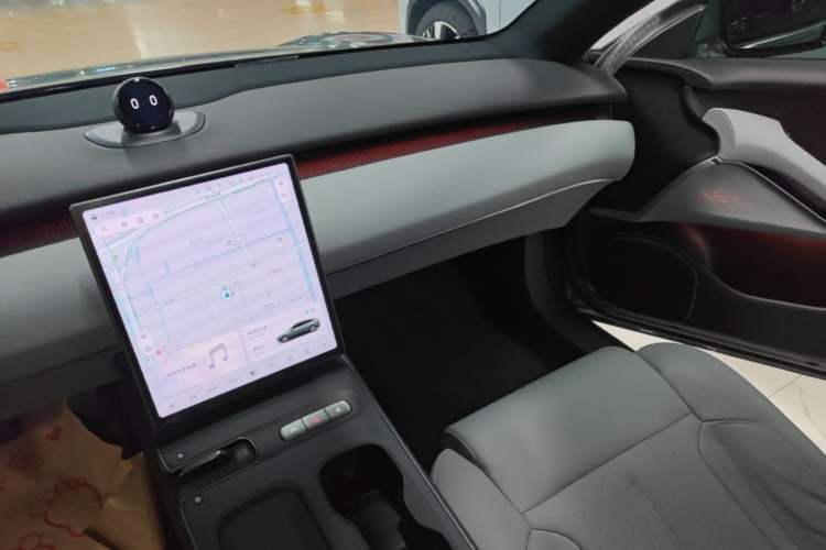 Used Nio ET5T 2023 75 kWh Touring Audio And AC Panel