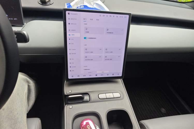 Used Nio ET5T 2023 75 kWh Touring Audio And AC Panel