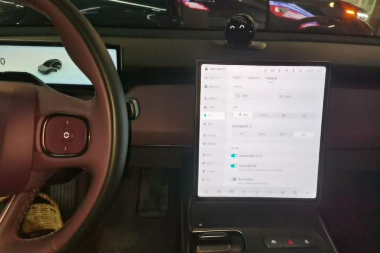 Used Nio ET5T 2023 75 kWh Touring Audio And AC Panel