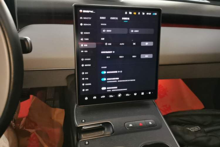 Used Nio ET5T 2023 75 kWh Touring Audio And AC Panel