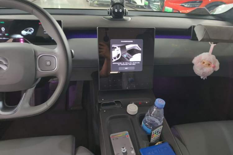 Used Nio ET5T 2023 75 kWh Touring Audio And AC Panel
