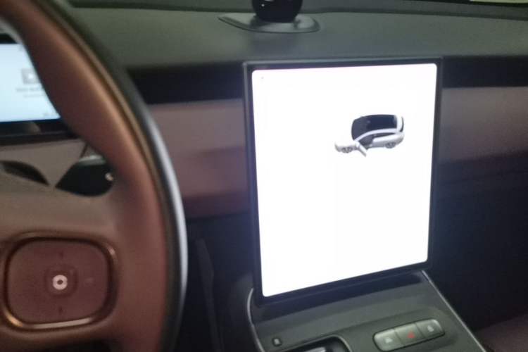Used Nio ET5T 2023 75 kWh Touring Audio And AC Panel