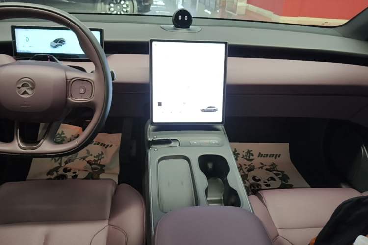Used Nio ET5T 2023 75 kWh Touring Audio And AC Panel