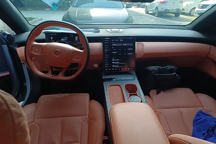 Used Nio ET5T 2023 75 kWh Touring Center Console