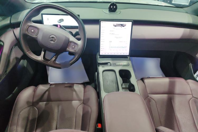 Used Nio ET5T 2023 75 kWh Touring Center Console