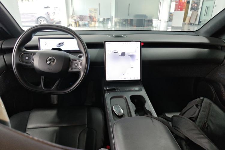 Used Nio ET5T 2023 75 kWh Touring Center Console