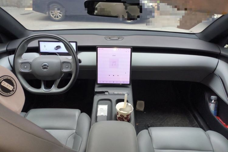 Used Nio ET5T 2023 75 kWh Touring Center Console