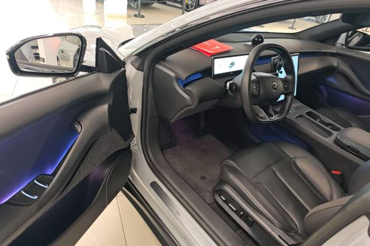 Used Nio ET5T 2023 75 kWh Touring Driver Seat