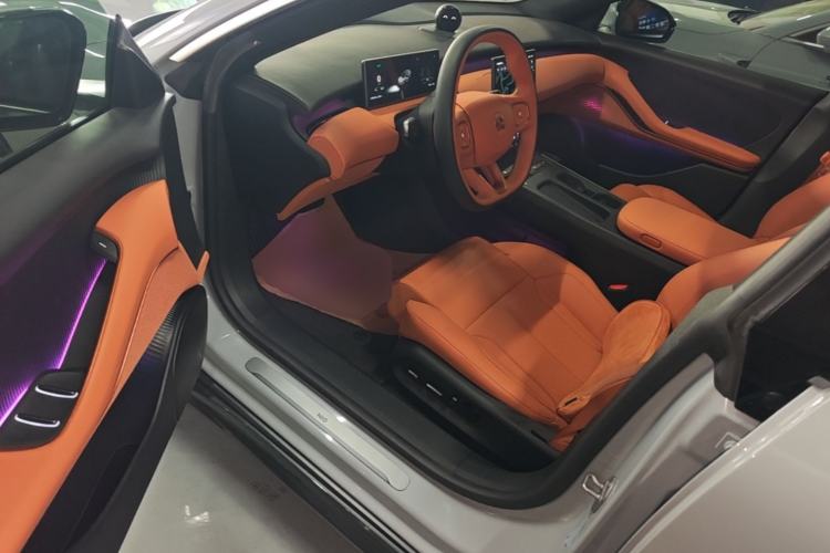 Used Nio ET5T 2023 75 kWh Touring Driver Seat