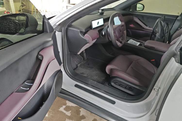 Used Nio ET5T 2023 75 kWh Touring Driver Seat