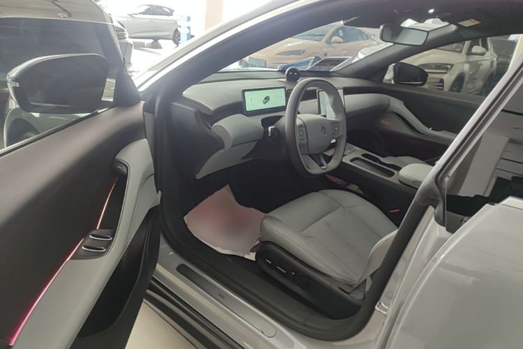 Used Nio ET5T 2023 75 kWh Touring Driver Seat