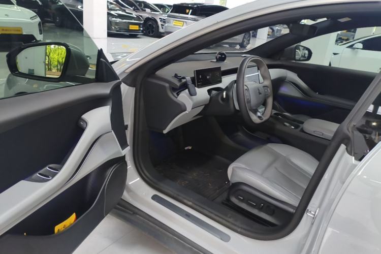 Used Nio ET5T 2023 75 kWh Touring Driver Seat