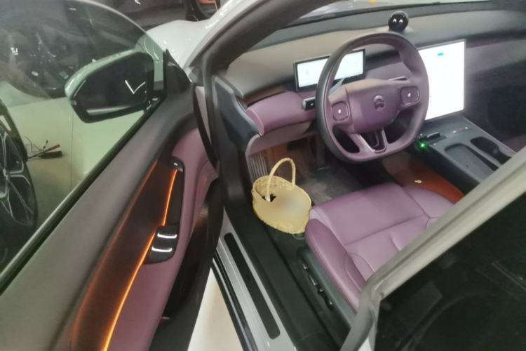Used Nio ET5T 2023 75 kWh Touring Driver Seat