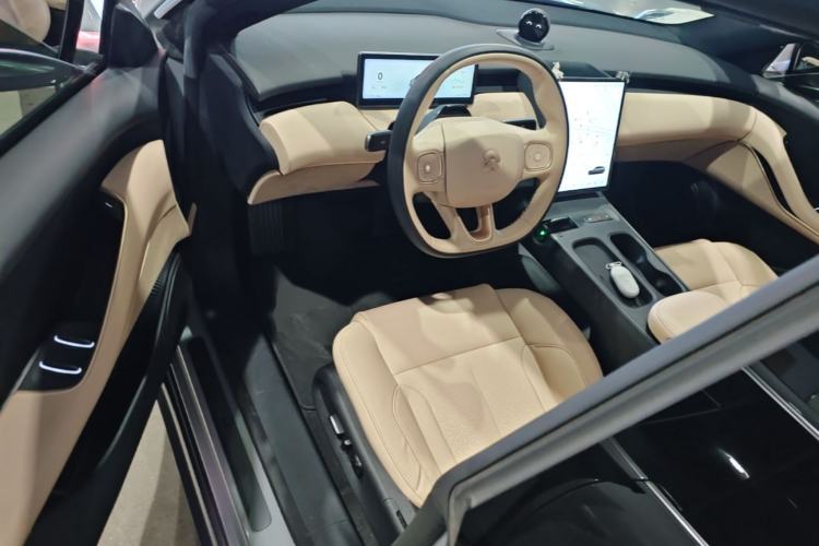 Used Nio ET5T 2023 75 kWh Touring Driver Seat