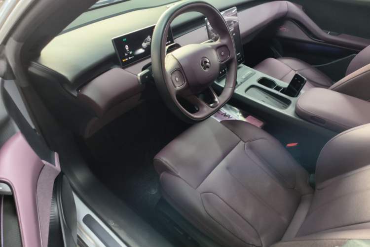 Used Nio ET5T 2023 75 kWh Touring Driver Seat