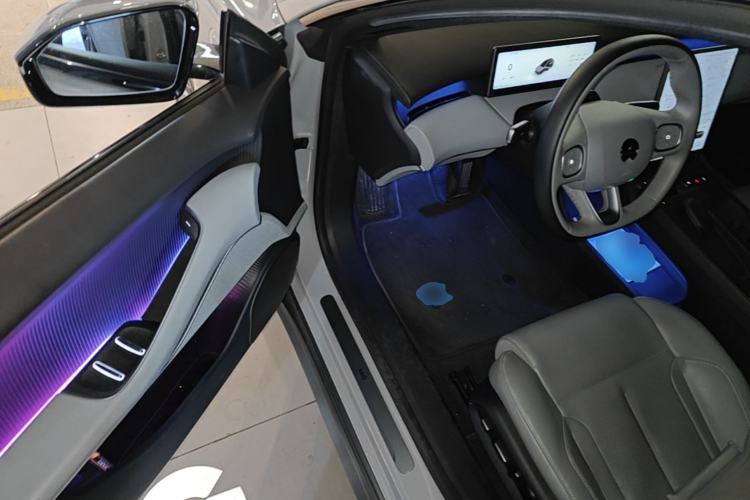 Used Nio ET5T 2023 75 kWh Touring Driver Seat