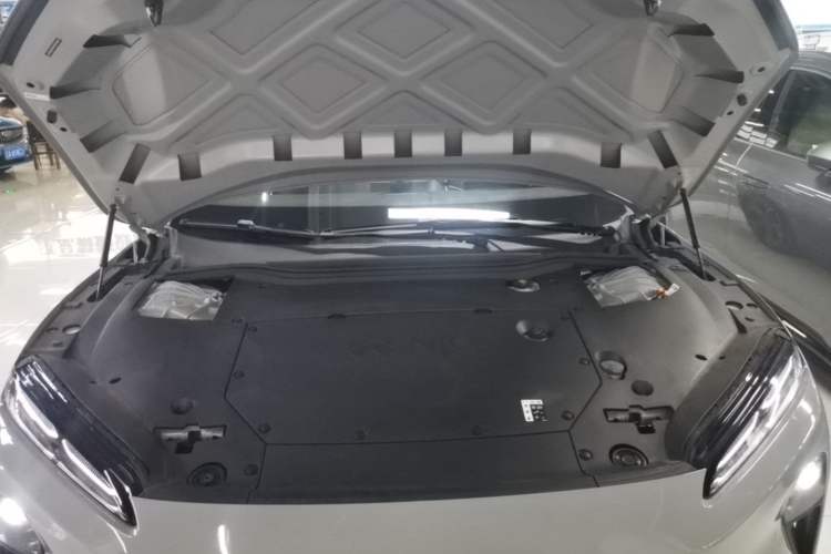 Used Nio ET5T 2023 75 kWh Touring Engine Bay