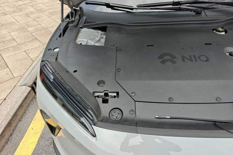 Used Nio ET5T 2023 75 kWh Touring Engine Bay Right