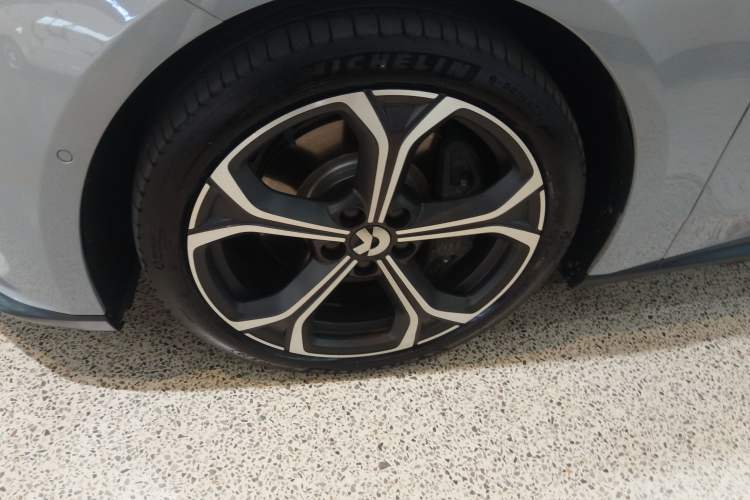 Used Nio ET5T 2023 75 kWh Touring Exterior 1