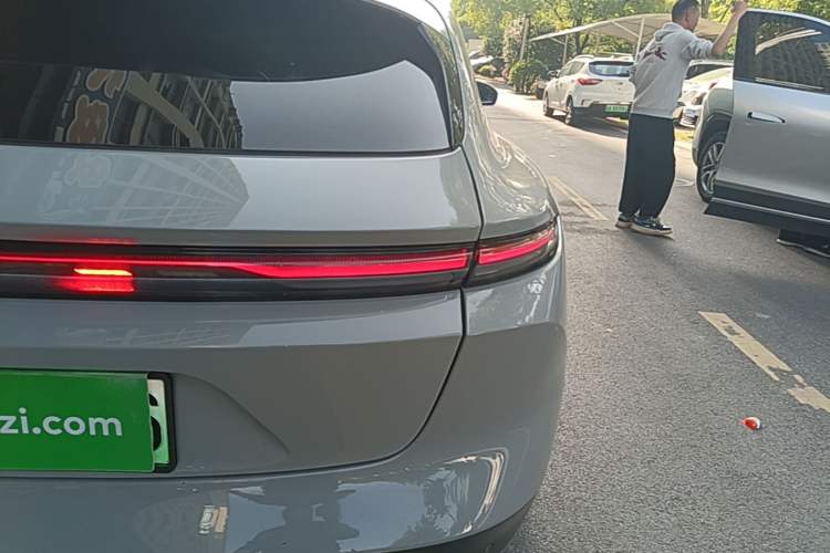 Used Nio ET5T 2023 75 kWh Touring Exterior 3