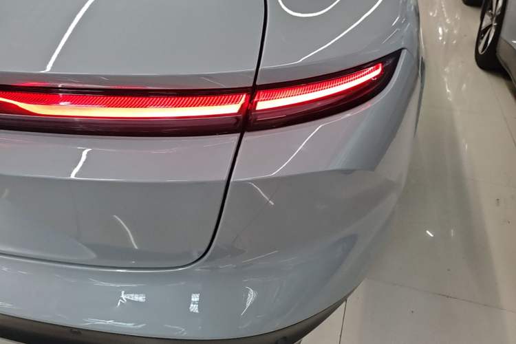 Used Nio ET5T 2023 75 kWh Touring Exterior 3