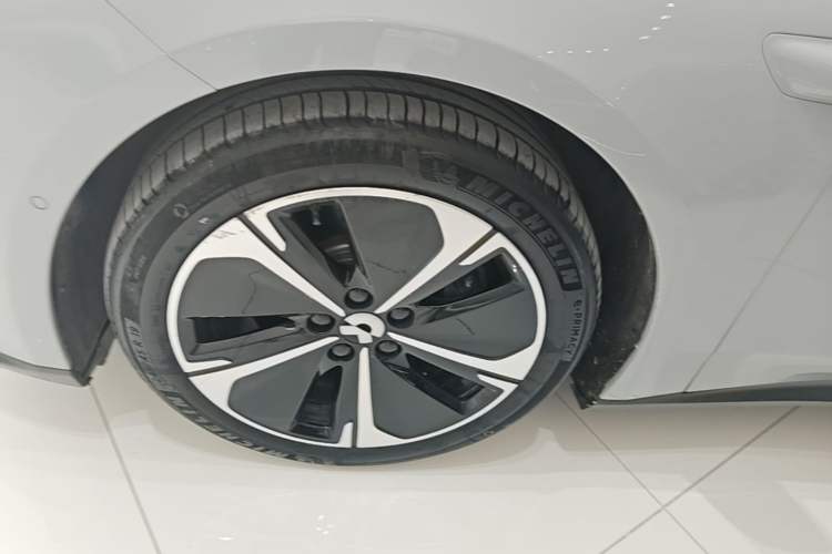 Used Nio ET5T 2023 75 kWh Touring Exterior 4