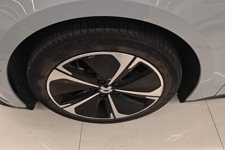 Used Nio ET5T 2023 75 kWh Touring Exterior 4