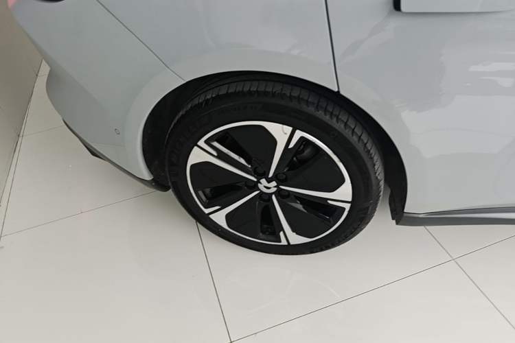 Used Nio ET5T 2023 75 kWh Touring Exterior 5