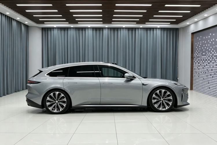 Used Nio ET5T 2023 75 kWh Touring Exterior 6