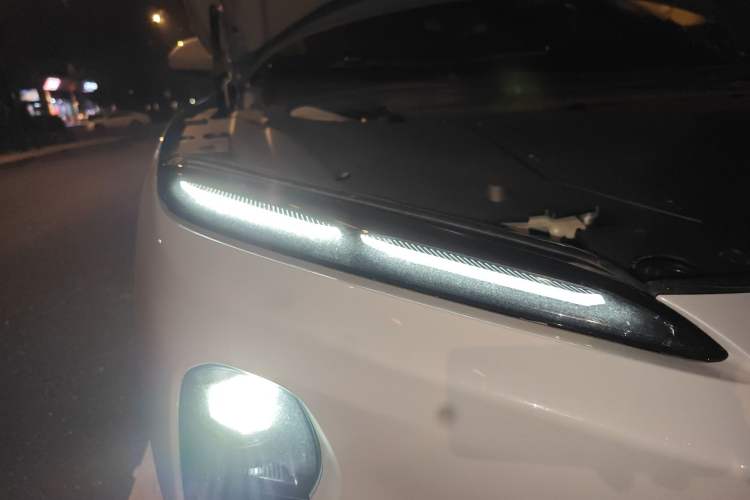Used Nio ET5T 2023 75 kWh Touring Exterior 6