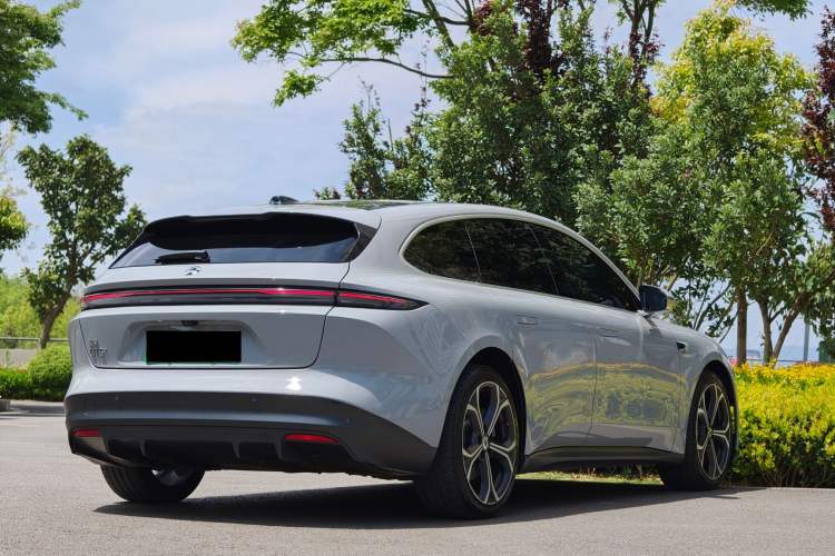 Used Nio ET5T 2023 75 kWh Touring Exterior 8