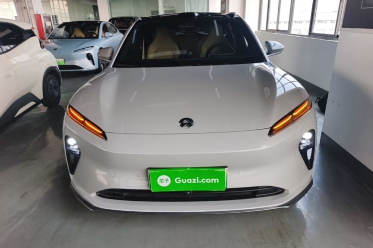 Used Nio ET5T 2023 75 kWh Touring Front