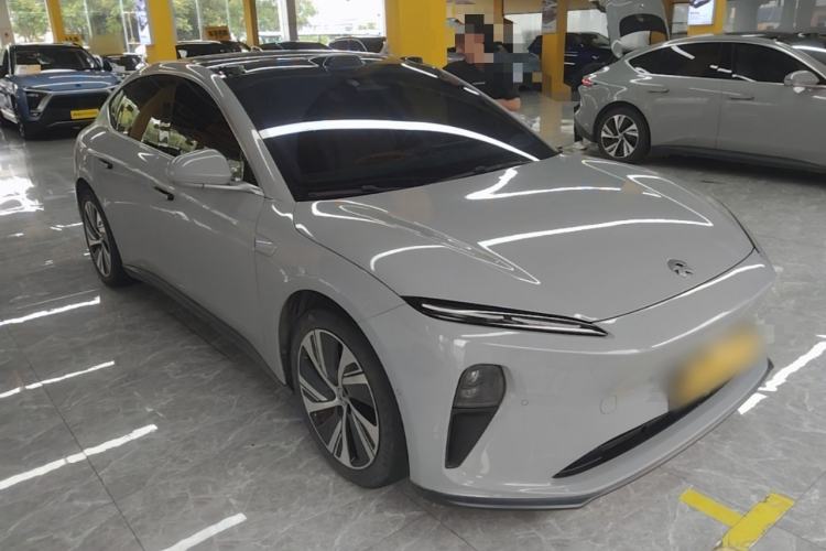 Used Nio ET5T 2023 75 kWh Touring Front Right 45 Deg
