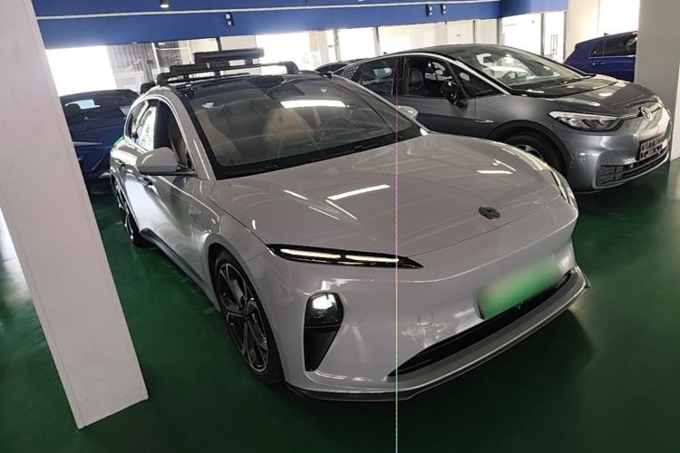 Used Nio ET5T 2023 75 kWh Touring Front Right 45 Deg