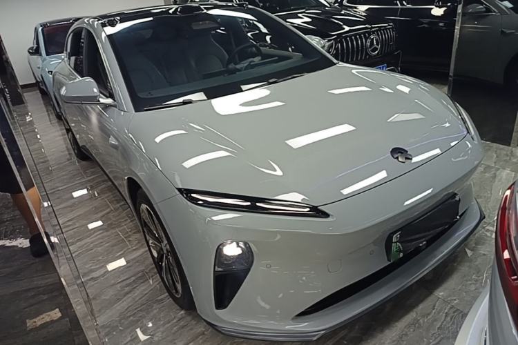 Used Nio ET5T 2023 75 kWh Touring Front Right 45 Deg