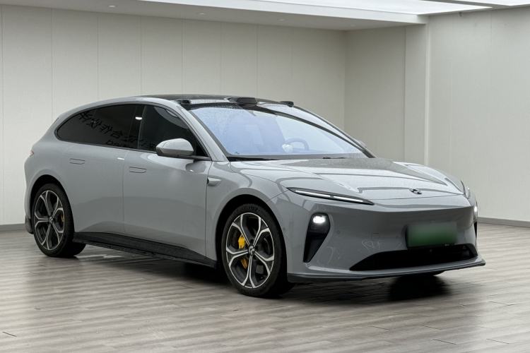 Used Nio ET5T 2023 75 kWh Touring Front Right 45 Deg