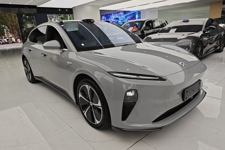 Used Nio ET5T 2023 75 kWh Touring Front Right 45 Deg