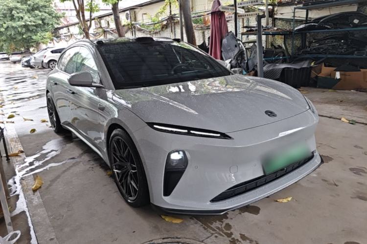 Used Nio ET5T 2023 75 kWh Touring Front Right 45 Deg