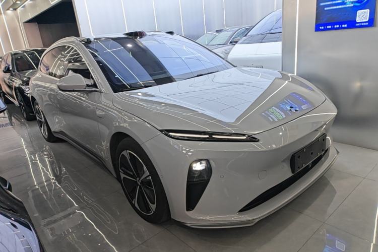 Used Nio ET5T 2023 75 kWh Touring Front Right 45 Deg