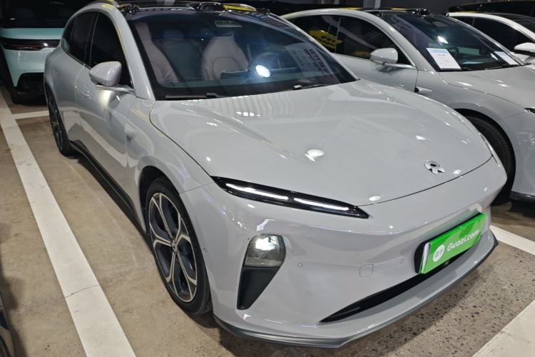 Used Nio ET5T 2023 75 kWh Touring Front Right 45 Deg