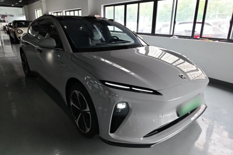 Used Nio ET5T 2023 75 kWh Touring Front Right 45 Deg