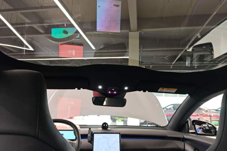 Used Nio ET5T 2023 75 kWh Touring Headliner